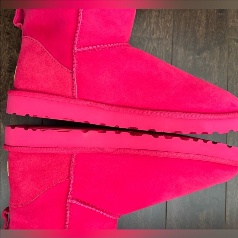 UGG | Classic Mini Boot II in 'Radish'